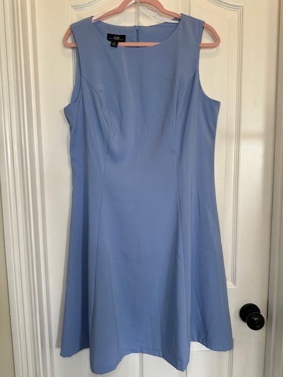 AGB Dresses & Skirts - AGB Sleeveless Midi Dress in Light Blue